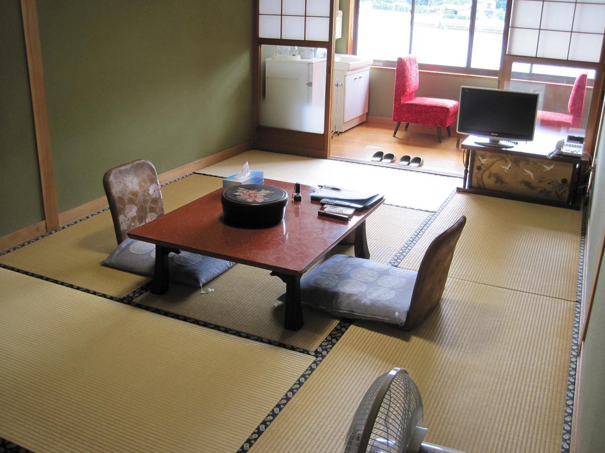 Suminoe Ryokan Onomichi Rum bild